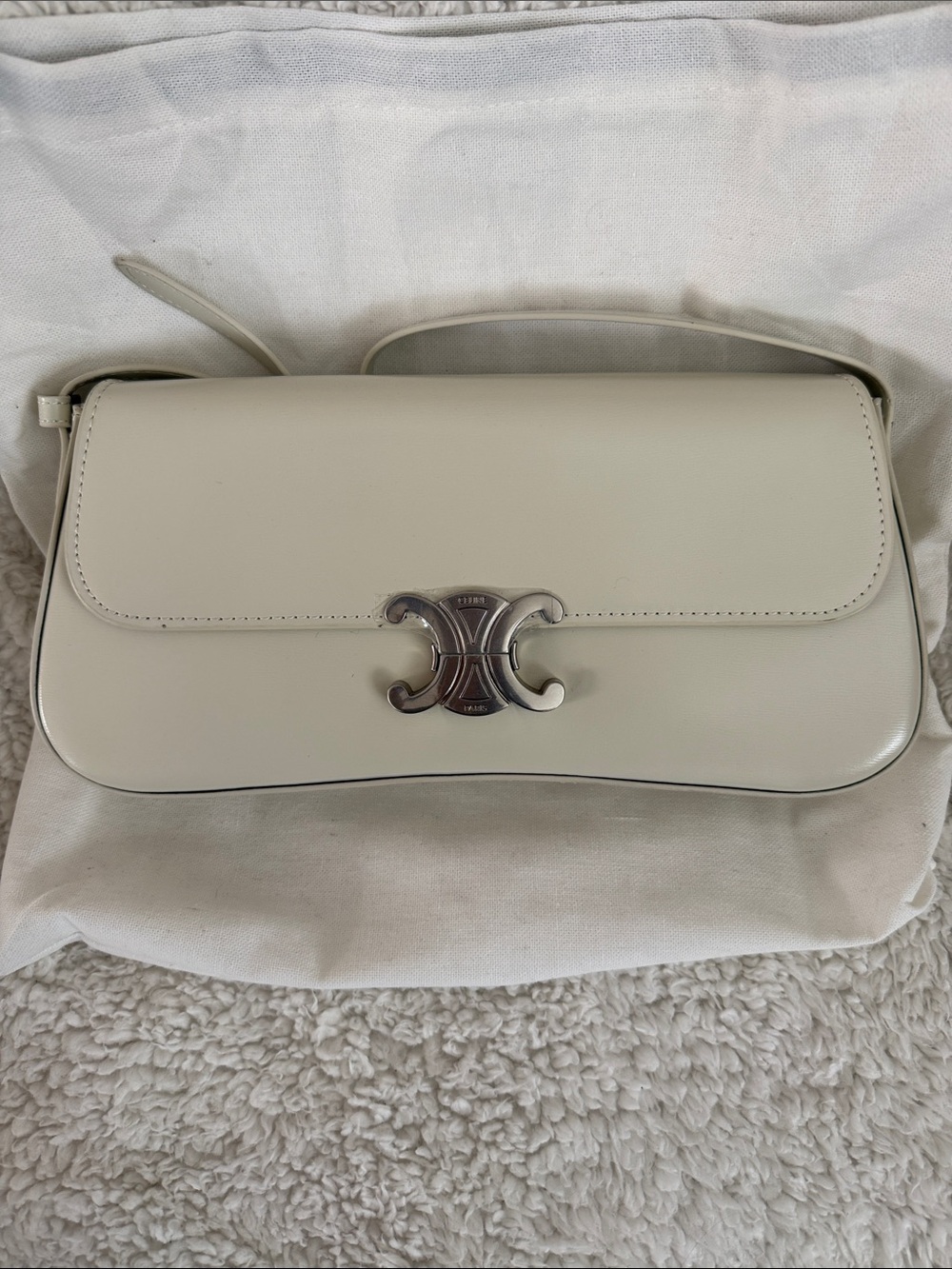 Ivory Leather Shoulder Bag with Silver Triomphe Clasp